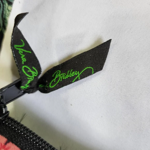 Vera bradley purse green floral on black - Picture 3 of 13